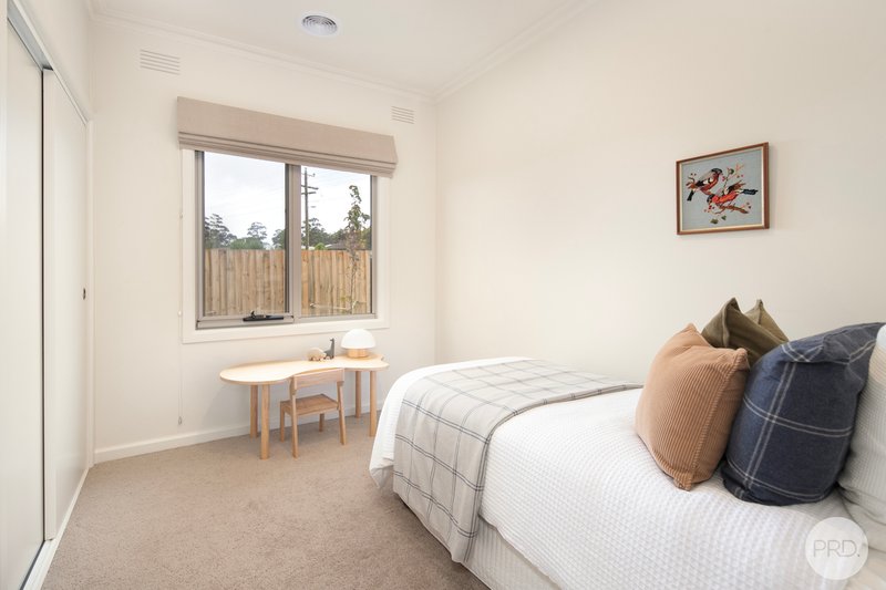 Photo - 2 Broomfield Road, Creswick VIC 3363 - Image 14