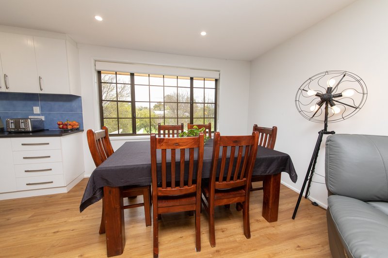 Photo - 2 Bruah Street, Brocklehurst NSW 2830 - Image 5