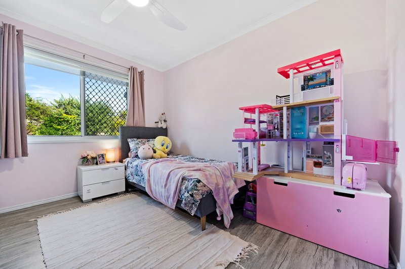 Photo - 2 Buchanan Street, Beenleigh QLD 4207 - Image 6