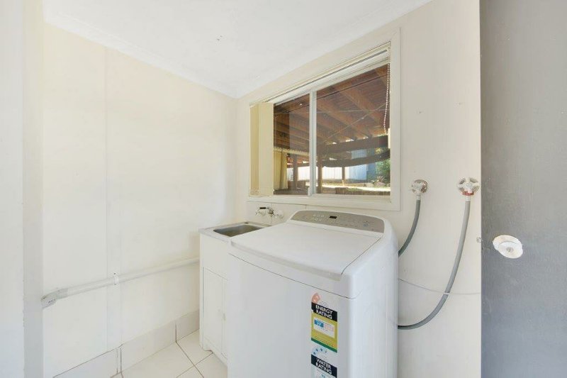 Photo - 2 Buckley Court, Tannum Sands QLD 4680 - Image 16