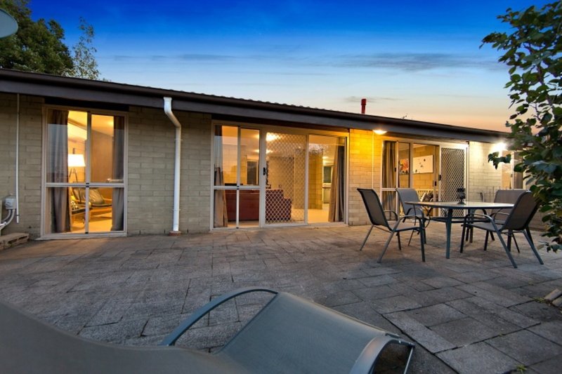 Photo - 2 Bunarong Drive, Frankston VIC 3199 - Image 14