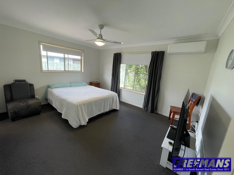 Photo - 2 Bunker Avenue, Nanango QLD 4615 - Image 8