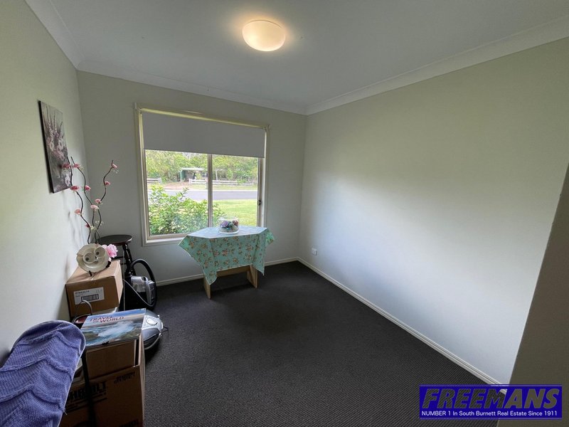 Photo - 2 Bunker Avenue, Nanango QLD 4615 - Image 13