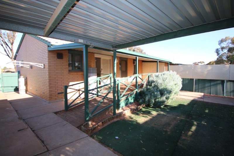 Photo - 2 Burke Crescent, Port Augusta West SA 5700 - Image 12