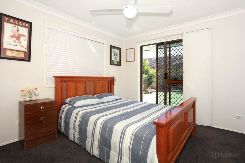 Photo - 2 Burrinjuck Drive, Coombabah QLD 4216 - Image 7