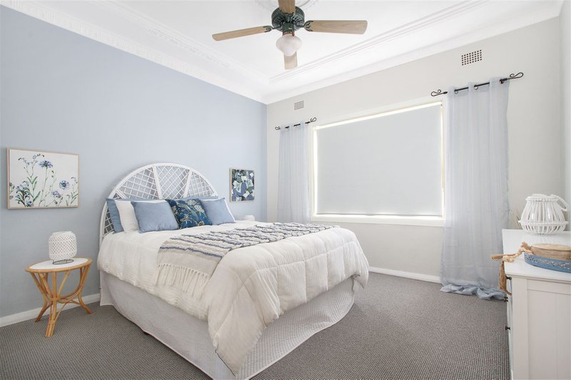 Photo - 2 Burrows Avenue, Kanahooka NSW 2530 - Image 10