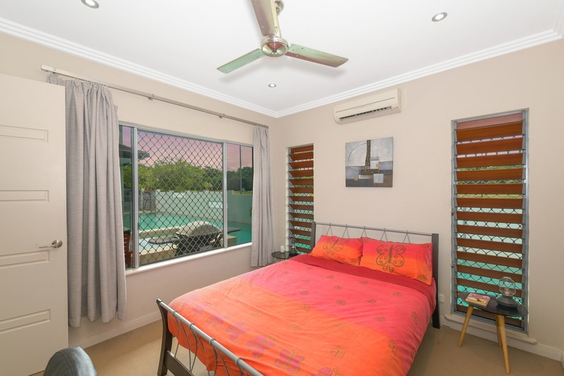 Photo - 2 Bushlark Place, Smithfield QLD 4878 - Image 9