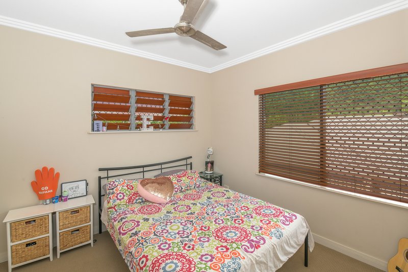 Photo - 2 Bushlark Place, Smithfield QLD 4878 - Image 15