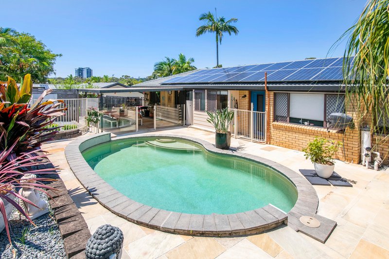 Photo - 2 Bushtree Court, Burleigh Waters QLD 4220 - Image 10