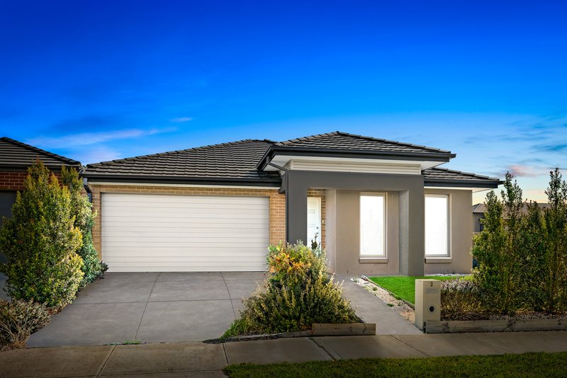 2 Butterscotch Esplanade, Manor Lakes VIC 3024