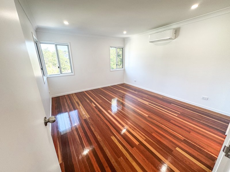 Photo - 2 Bywood Street, Sunnybank Hills QLD 4109 - Image 29