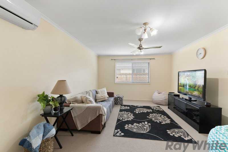 Photo - 2 Cairns Crescent, Deception Bay QLD 4508 - Image 4