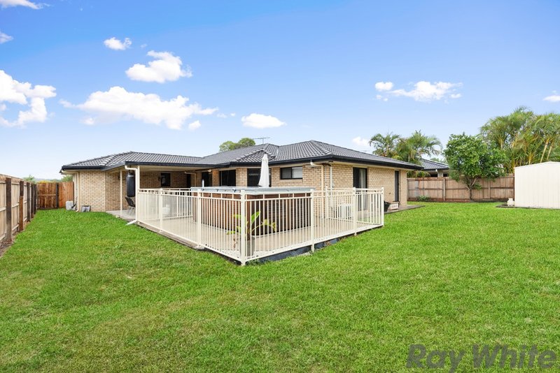 Photo - 2 Cairns Crescent, Deception Bay QLD 4508 - Image 11