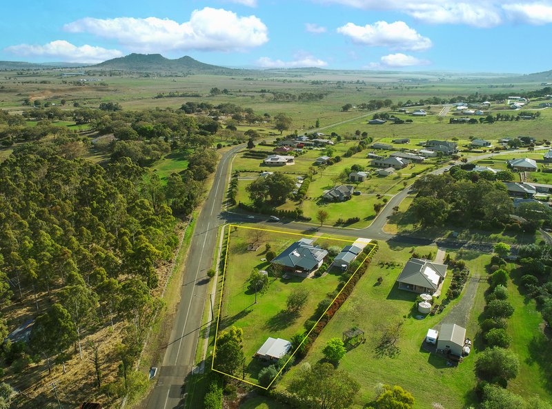 Photo - 2 Calcutt Road, Gowrie Junction QLD 4352 - Image 3