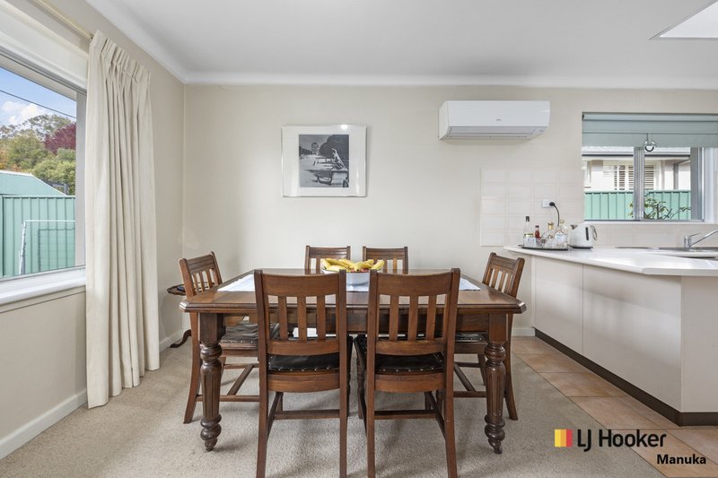 Photo - 2 Caley Crescent, Narrabundah ACT 2604 - Image 5