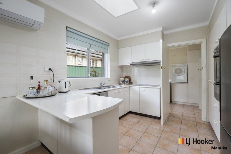 Photo - 2 Caley Crescent, Narrabundah ACT 2604 - Image 6