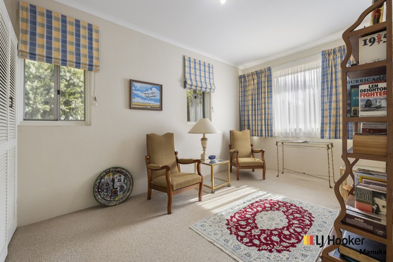 Photo - 2 Caley Crescent, Narrabundah ACT 2604 - Image 13