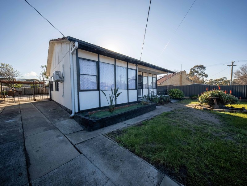 Photo - 2 Calivil Street, Dallas VIC 3047 - Image 1