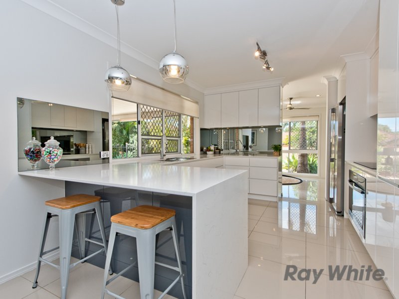 Photo - 2 Camarsh Drive, Murrumba Downs QLD 4503 - Image 3