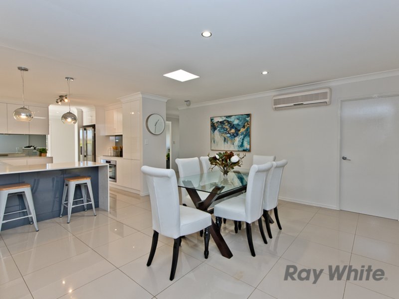 Photo - 2 Camarsh Drive, Murrumba Downs QLD 4503 - Image 9