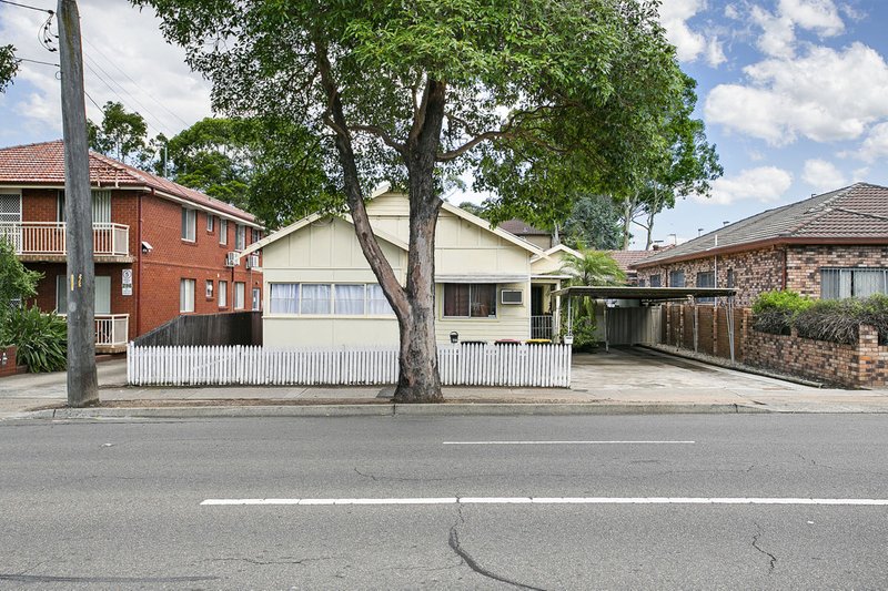 Photo - 2 Cambridge Street, Merrylands NSW 2160 - Image 11