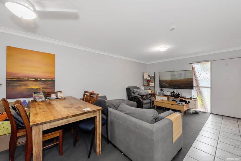 Photo - 2 Camelia/67 Nerang Street, Nerang QLD 4211 - Image 7