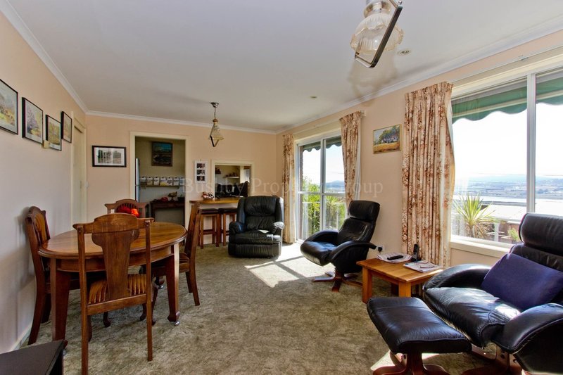 Photo - 2 Camina Court, Riverside TAS 7250 - Image 11