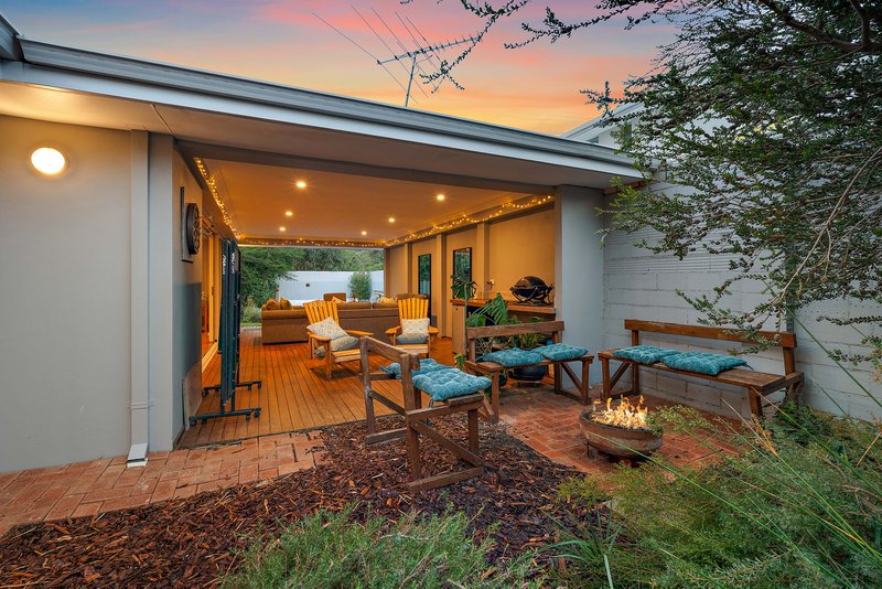 Photo - 2 Campion Crescent, Attadale WA 6156 - Image 12