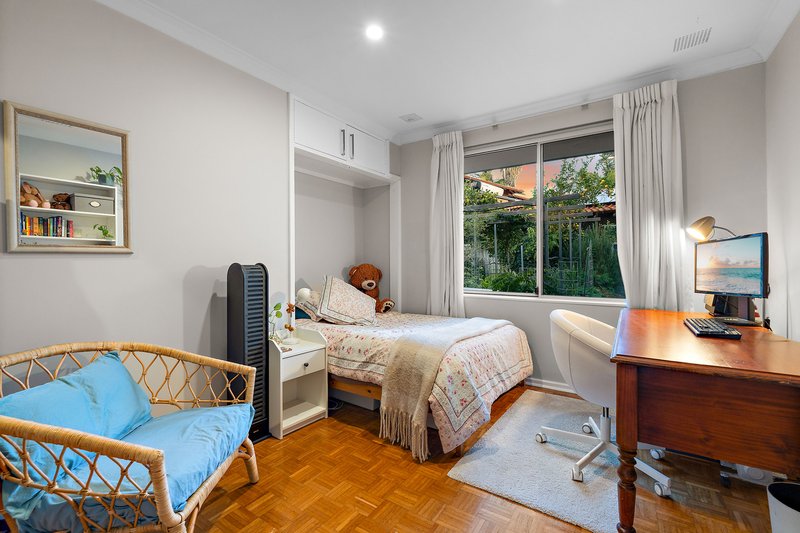 Photo - 2 Campion Crescent, Attadale WA 6156 - Image 27