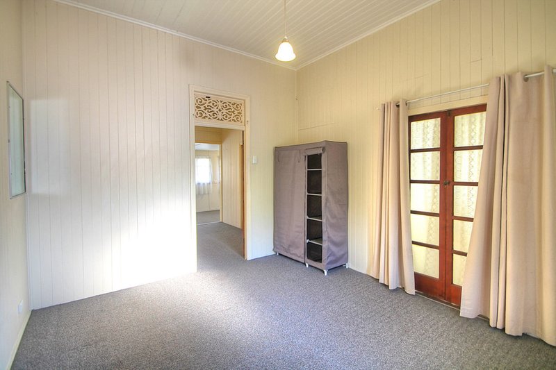 Photo - 2 Canning Lane, North Ipswich QLD 4305 - Image 7