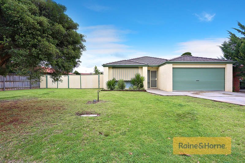 2 Canopus Place, Melton West VIC 3337