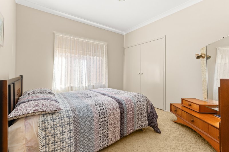 Photo - 2 Canterbury Drive, Morpeth NSW 2321 - Image 12