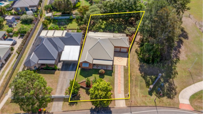 Photo - 2 Canterbury Drive, Morpeth NSW 2321 - Image 16