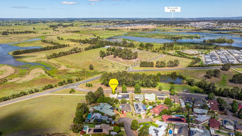 Photo - 2 Canterbury Drive, Morpeth NSW 2321 - Image 18