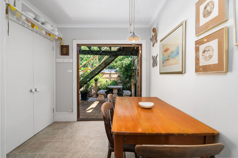 Photo - 2 Cardwell Street, Balmain NSW 2041 - Image 3