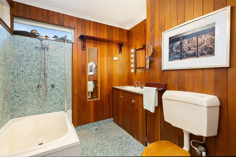 Photo - 2 Cardwell Street, Balmain NSW 2041 - Image 8
