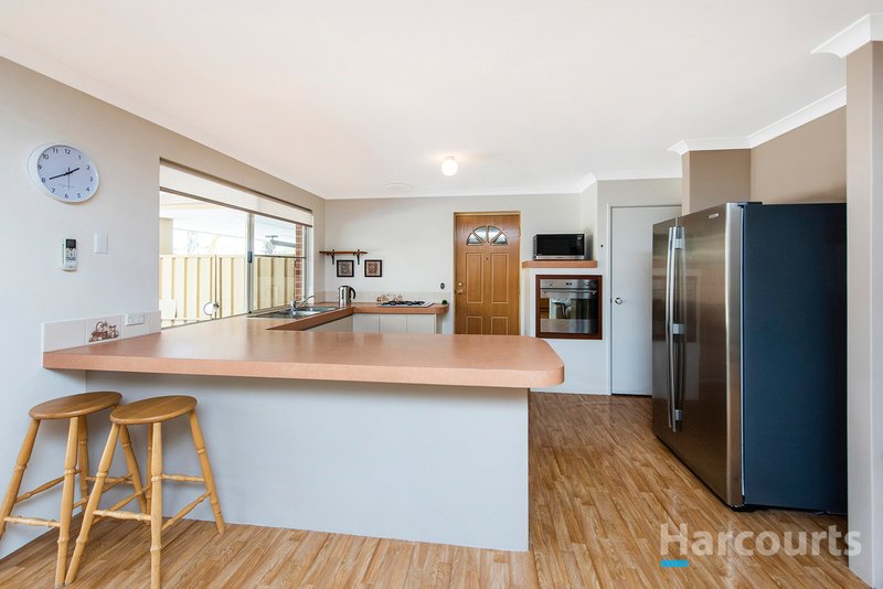 Photo - 2 Carisbrooke Loop, Hocking WA 6065 - Image 8