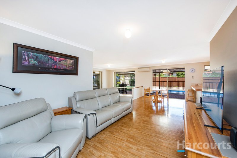 Photo - 2 Carisbrooke Loop, Hocking WA 6065 - Image 15