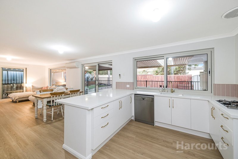 Photo - 2 Carisbrooke Loop, Hocking WA 6065 - Image 7