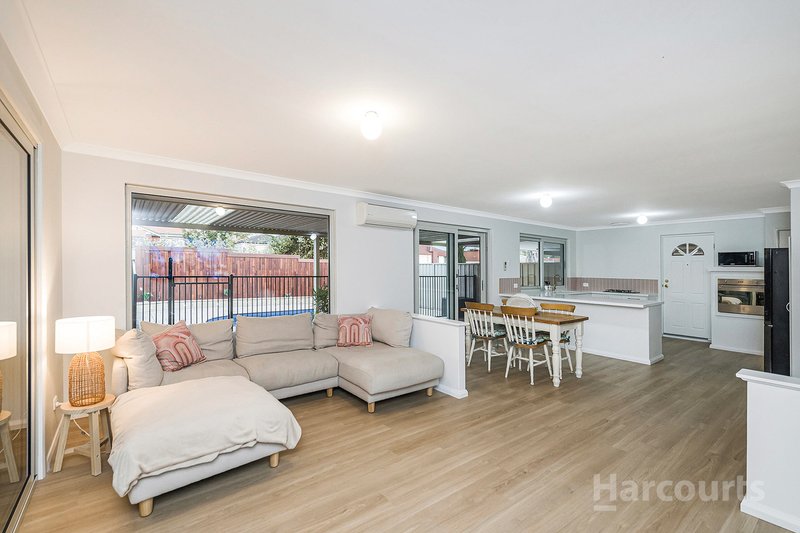 Photo - 2 Carisbrooke Loop, Hocking WA 6065 - Image 10