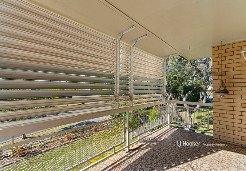 Photo - 2 Carnac Street, Wishart QLD 4122 - Image 9