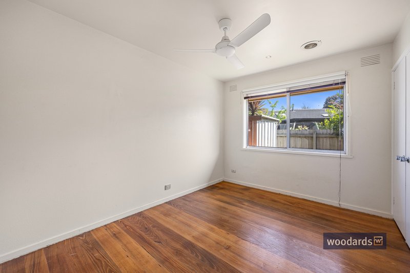 Photo - 2 Caroline Court, Bayswater VIC 3153 - Image 4