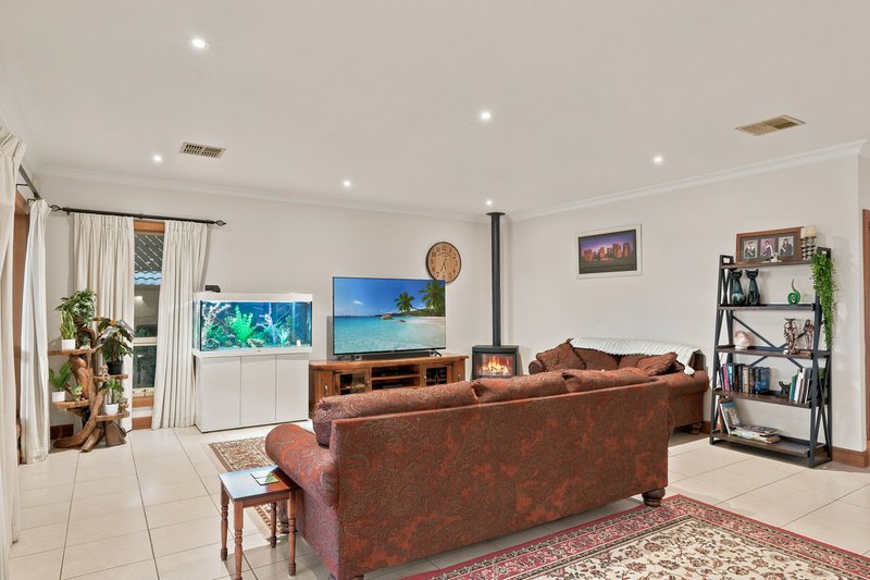 Photo - 2 Carpentaria Way, Hewett SA 5118 - Image 12