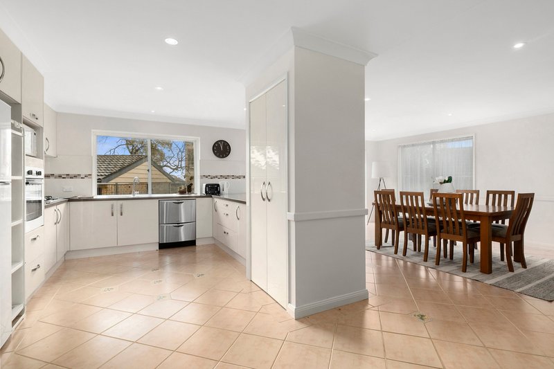 Photo - 2 Carramar Grove, Terrey Hills NSW 2084 - Image 5