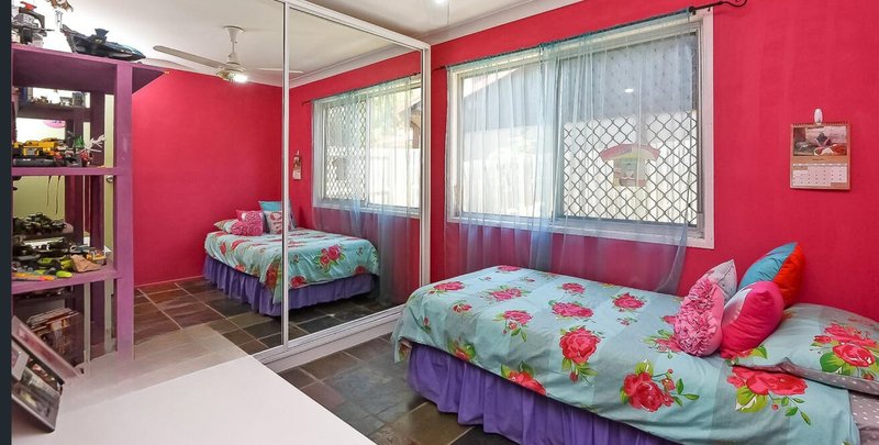 Photo - 2 Carramar Street, Loganlea QLD 4131 - Image 6