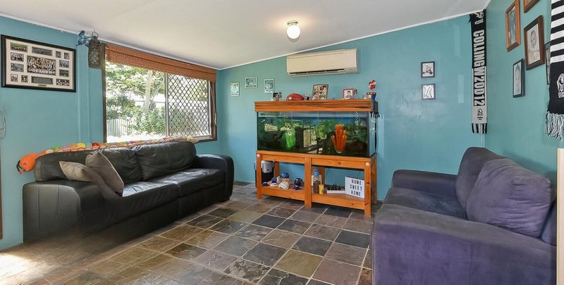 Photo - 2 Carramar Street, Loganlea QLD 4131 - Image 8