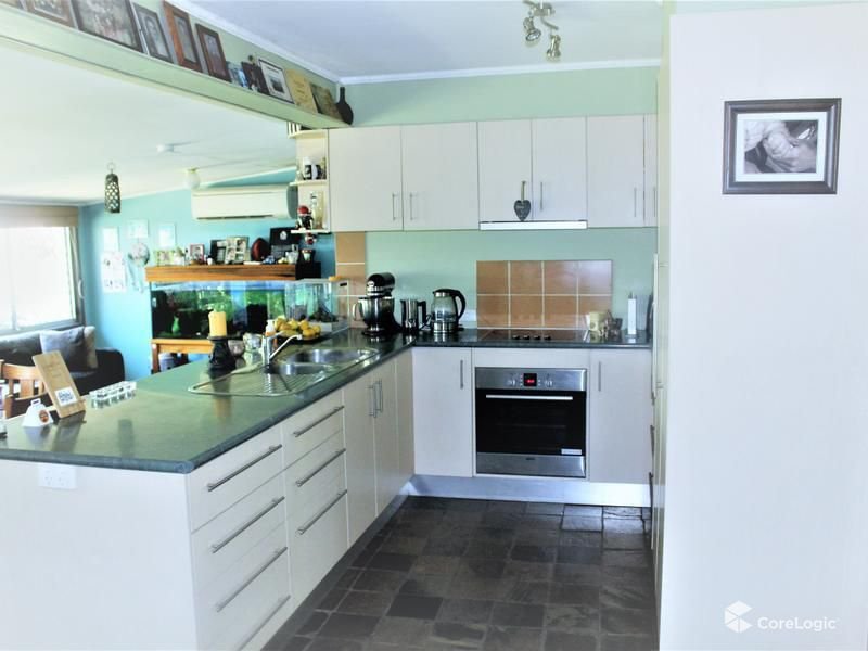 Photo - 2 Carramar Street, Loganlea QLD 4131 - Image 16