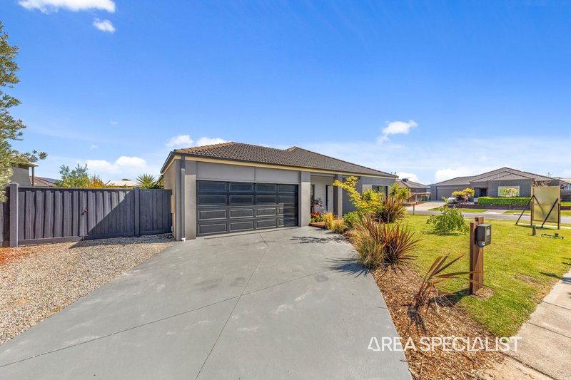 Photo - 2 Carrington Drive, Pakenham VIC 3810 - Image 26