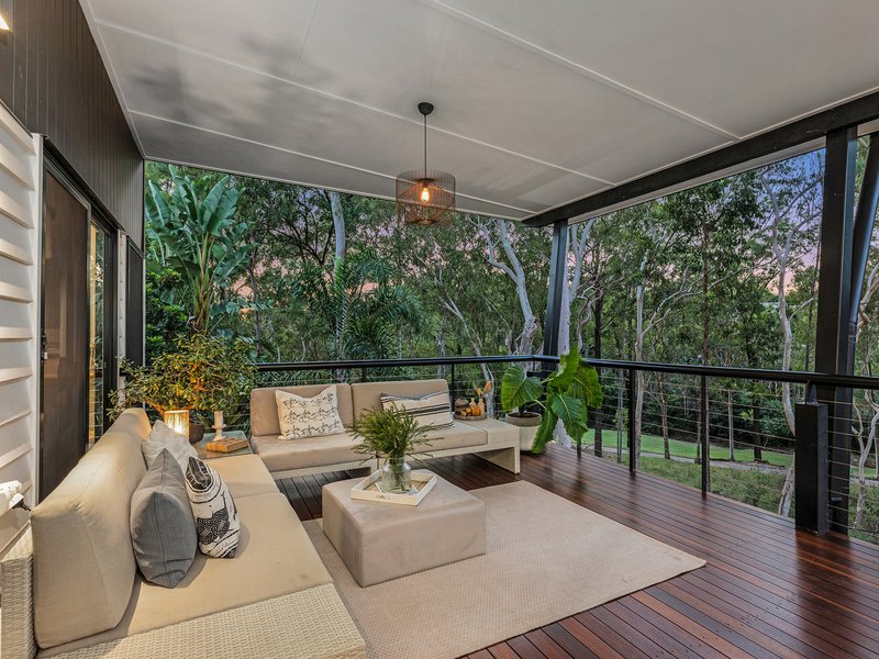 Photo - 2 Cassia Court, Brookwater QLD 4300 - Image 20