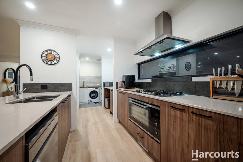 Photo - 2 Castella Drive, Caversham WA 6055 - Image 10